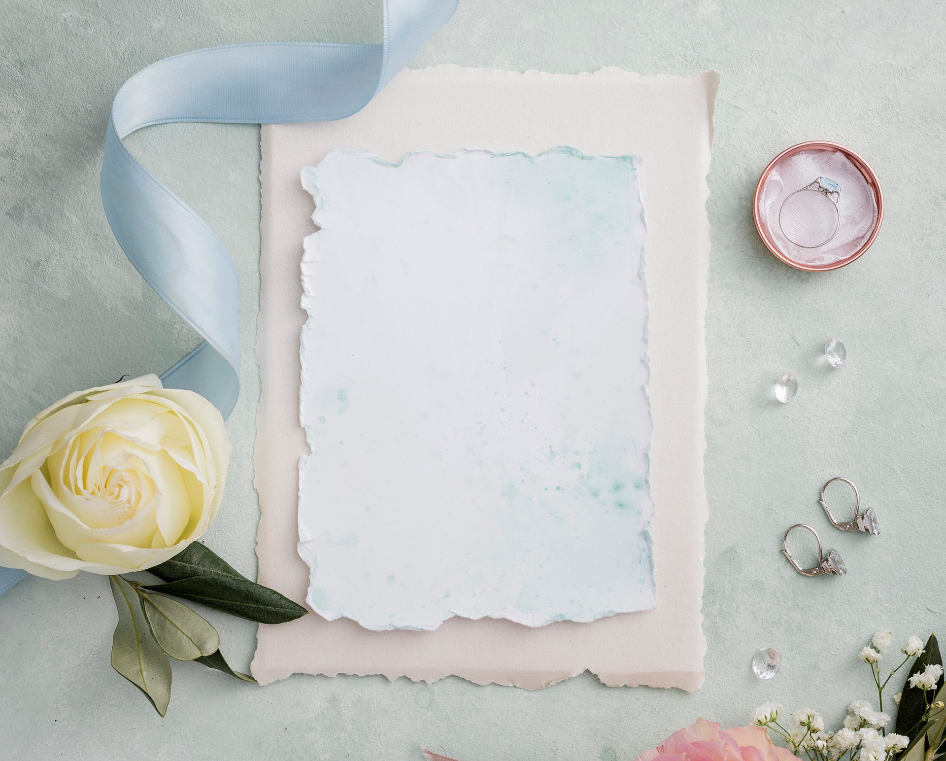 Telling Your Love Story: Personalized Touches That Make Wedding Invitations Shine